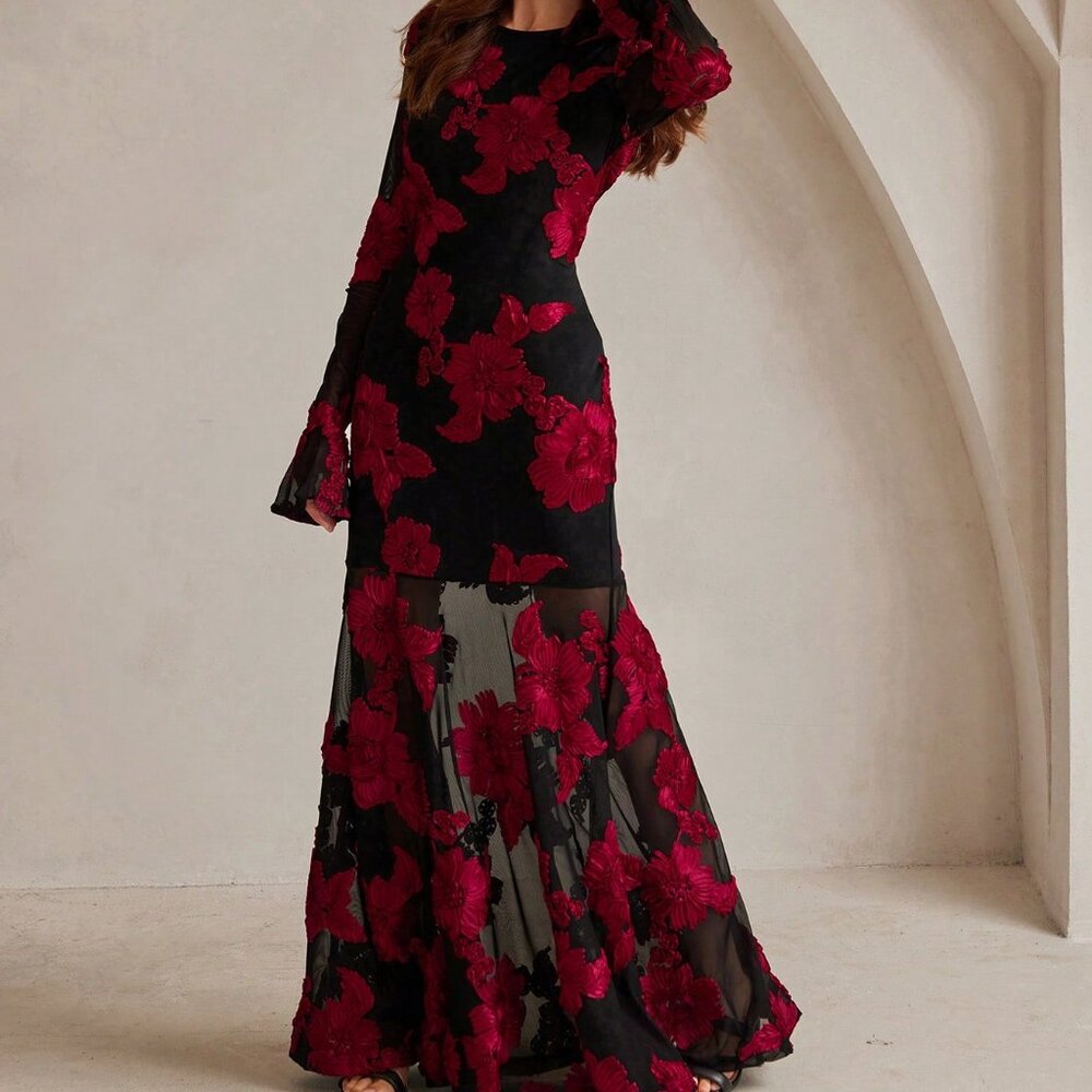 Red Romantic Elegant Women's Floral Embroidered Maxi Dress - Picture 1 of 11